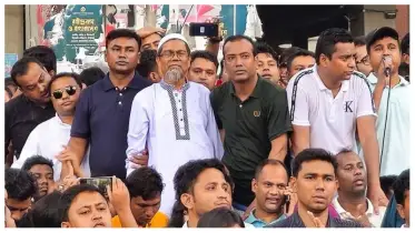 শাহবাগে ছাত্রদলের অবরোধ, সাম্য হত্যার বিচার দাবিতে বাবারও অবস্থান