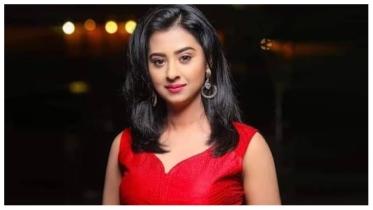 ‘নোংরা ভিডিও ছড়াবেন না’: বুবলী