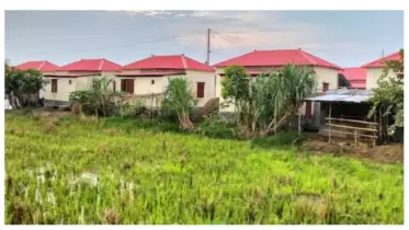 আশ্রয়নের অধিকাংশ ঘরে তালা, থাকেন না বরাদ্দপ্রাপ্তরা পানির দরে বিক্রি হচ্ছে প্রকল্পের ঘর