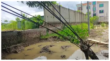 ডাসারে প্রবাসীর পাকা স্থাপনা ভাংচুর, আদালতে মামলা দায়ের