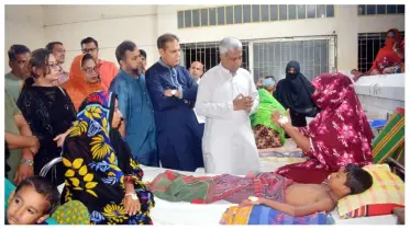 এসিড হামলার শিকার পরিবারের পাশে দাঁড়ালেন তারেক রহমান