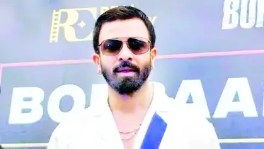 কত নাম্বার নায়ক সেই বিচার করিনি ॥ শাকিব খান