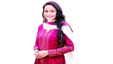 চ্যালেঞ্জিং চরিত্রে অহনা রহমান