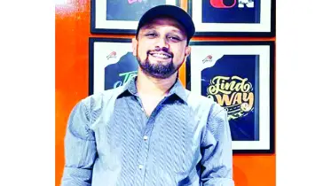 ‘বাবার সাইকেল’ নিয়ে আসছেন নাহিদ হাসান
