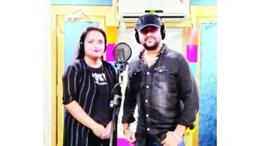 মেজবা শরীফ ও মুম্বাইয়ের  নাভারাঙিনীর দ্বৈত গান