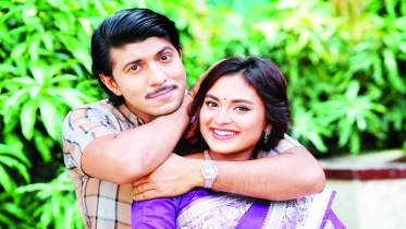 মুগ্ধতা ছড়াচ্ছে ‘বেশি বলে বুলবুলী’
