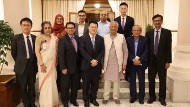 চীনের সঙ্গে দ্বিপাক্ষিক পরিকল্পনা নিয়ে এগিয়ে যাওয়া এখন সর্বোচ্চ অগ্রাধিকার: প্রধান উপদেষ্টা