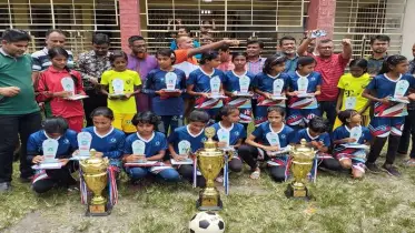 ঢাকা বিভাগে চ্যাম্পিয়ন হওয়াতে মুকসুদপুরে কৃতি ছাত্রীদের সম্মাননা প্রদান