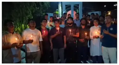 জাতীয় সংগীত অবমাননার প্রতিবাদে শের-ই বাংলা মেডিকেল কলেজ ছাত্রদলের সমবেত কণ্ঠে জাতীয় সংগীত
