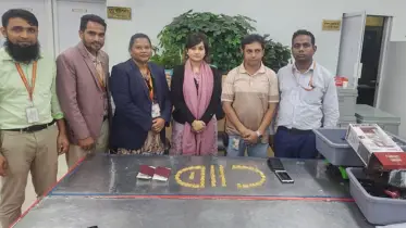 শাহজালালে ৫ কোটি টাকার স্বর্ণ জব্দ, আটক দুই 
