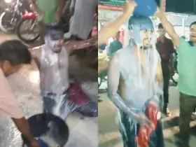 অনলাইন জুয়ায় সর্বস্ব হারিয়ে যুবকের দুধ দিয়ে তওবার গোসল, ভিডিও ভাইরাল
