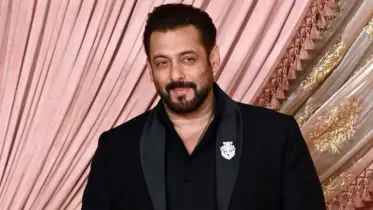 জুতা নিয়ে পার্টিতে ঝগড়া, রাগের মাথায় পরিচালককে চড় মারেন সালমান!