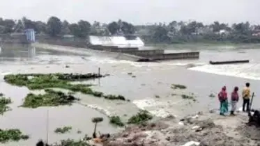 ভেঙে গেছে ভারতের আত্রাই বাঁধ, ভয়াবহ বন্যা তাণ্ডব চালাবে বাংলাদেশে!