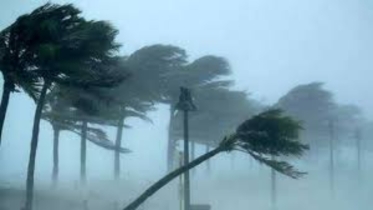দুপুরের মধ্যে ঢাকাসহ ১২ জেলায় ঝড় ও বজ্রবৃষ্টির আশঙ্কা, নদীবন্দরে সতর্কতা জারি