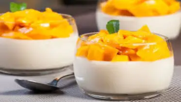 দুধ আম একসাথে খেলে কি হয়