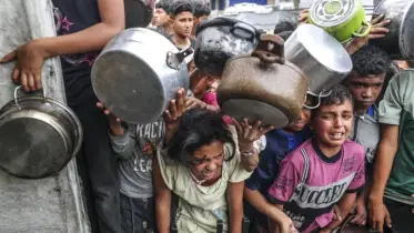 অবরোধ, ক্ষুধা ও মৃত্যু: এই পথের শেষ কোথায় গাজাবাসীর?