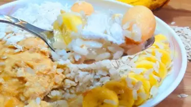এক বাটি দই-চিঁড়া বদলে দিতে পারে আপনার সকাল