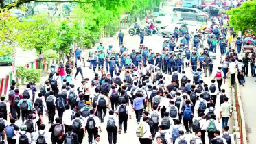 ঢাকা ও সিটি কলেজ শিক্ষার্থীদের ফের সংঘর্ষ, আহত ১০