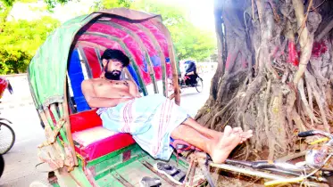 তাপপ্রবাহ বইছে ২৪ জেলায় গরম আরও বাড়তে পারে 