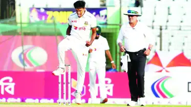 তাইজুল ম্যাজিকে টাইগারদের দারুণ শুরু
