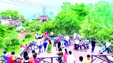 ঈদের দীর্ঘ ছুটিতে চাঙ্গা পর্যটন খাত