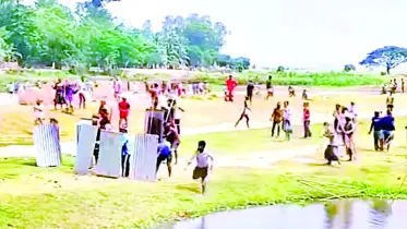 আধিপত্য বিস্তার নিয়ে সংঘর্ষে আহত অর্ধশতাধিক