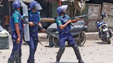 পুলিশের হাতে থাকবে না কোনো মারণাস্ত্র 