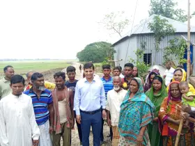 বোয়ালমারীতে একটি বাড়ি নিয়ে একটি গ্রাম, দেড় শত বছর পর হলো কষ্টের অবসান