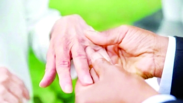 মৃত্যুর একদিন আগে বিয়ে