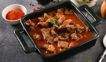 জেনে নিন গরুর মাংস খাওয়ার উপকারিতা ও অপকারিতা সম্পর্কে