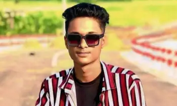 মাদকাসক্ত ছেলেকে নিজ হাতে ’মুক্তি’ দিয়ে আত্মসমর্পণ করলেন মা-বাবা