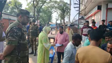 কুমিল্লার ব্রাহ্মণপাড়ায় যানবাহনে অতিরিক্ত ভাড়া আদায়ের অভিযোগে ভ্রাম্যমান আদালতে জরিমানা