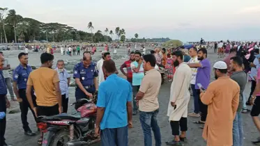 পর্যটকদের নিরাপত্তা ও সেবা বাড়াতে কুয়াকাটা ট্যুরিস্ট পুলিশের সচেতনতা