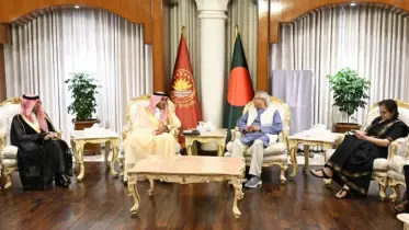 সৌদি যুবরাজের আমন্ত্রণে রিয়াদ সম্মেলনে যাচ্ছেন ড. মুহাম্মদ ইউনুস