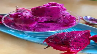 ড্রাগন ফল খাবেন যে সঠিক নিয়মে