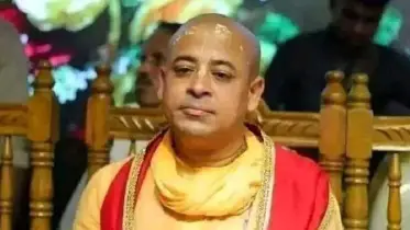 চিন্ময় দাসকে আরও ৪ মামলায় গ্রেপ্তার দেখানোর আদেশ