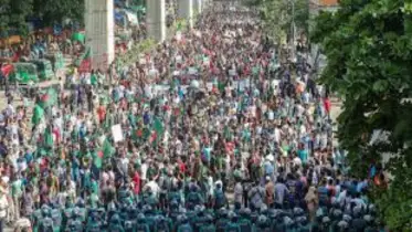 বাংলাদেশে বিপ্লব কেন সফল হচ্ছে না?