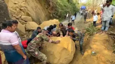 রাঙামাটিতে ফের পাহাড় ধ্বসের পরিস্থিতি  সৃষ্টি হয়েছে 