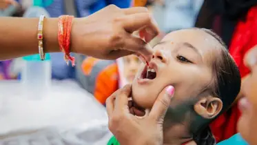 ৬ মাসে একবার কৃমির ওষুধ না খাওয়ালে কী হতে পারে জানেন?