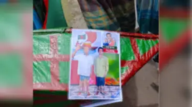 কুড়িগ্রামে রাতের আধাঁরে নৌকা বানিয়ে ঝুলিয়ে দিলেন রাস্তায়, সকালেই গ্রেফ