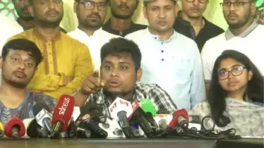 ছাত্ররা ঘরে ফিরে যায়নি, জুলাই শেষ হয়নি: হাসনাত আবদুল্লাহ