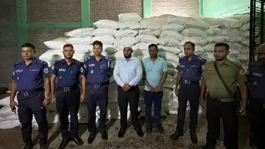 ঠাকুরগাঁওয়ে অবৈধভাবে মজুদকৃত ৯ লাখ টাকার সার জব্দ