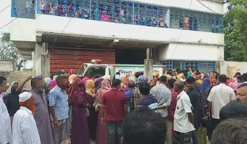 দৌলতপুরে দাফন হলো বিমান বিধ্বস্তে নিহত রজনী ইসলামের: এলাকায় শোকের ছায়