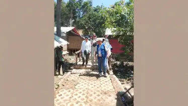 রোহিঙ্গা ক্যাম্প পরিদর্শনে ঢাকায় নিযুক্ত কানাডার হাই কমিশনের প্রতিনিধি দল
