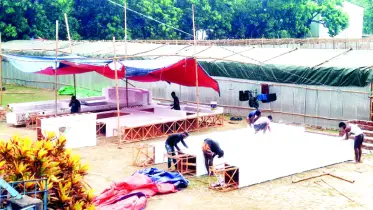মেলার অজুহাতে স্টেডিয়ামে ইট-পাথরের স্থাপনা