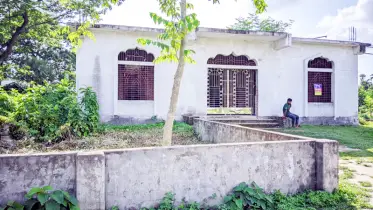 মুঘল আমলের মসজিদের ৪২ বিঘা সম্পত্তি ভূমিদস্যুর দখলে