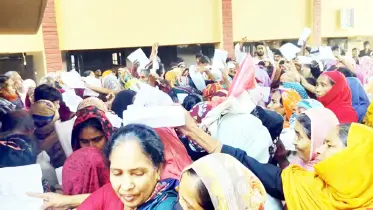 কেশবপুরে গরিব ও দুস্থদের চাল না দেওয়ায় বিক্ষোভ