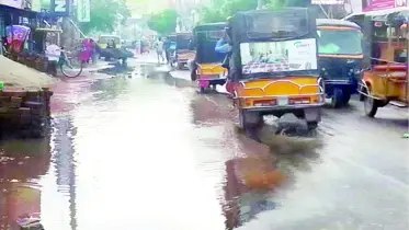 যশোরের জেলরোড বেলতলা রাস্তায় দুর্ভোগ
