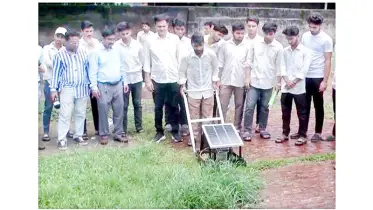 সোলারচালিত ঘাস কাটার মেশিন উদ্ভাবন