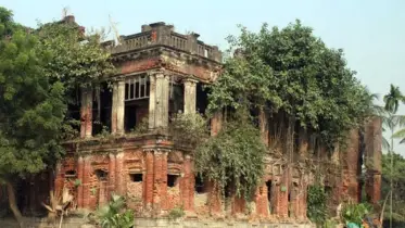সাতক্ষীরায় ধ্বংসের পথে নকিপুর জমিদার বাড়ি